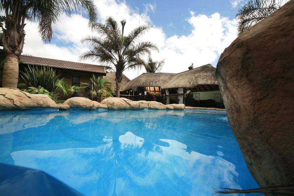 Summer Garden Guest House Benoni Esterno foto