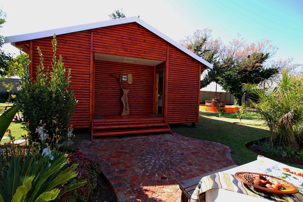 Summer Garden Guest House Benoni Esterno foto