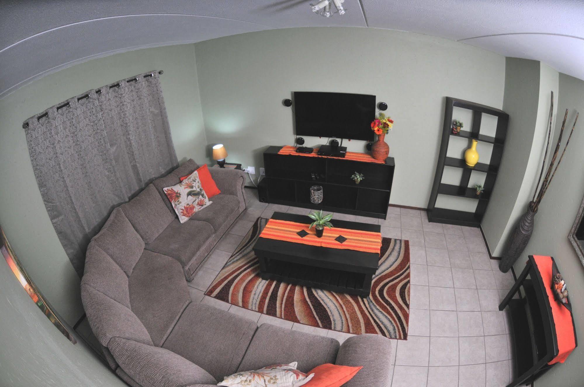 Summer Garden Guest House Benoni Esterno foto